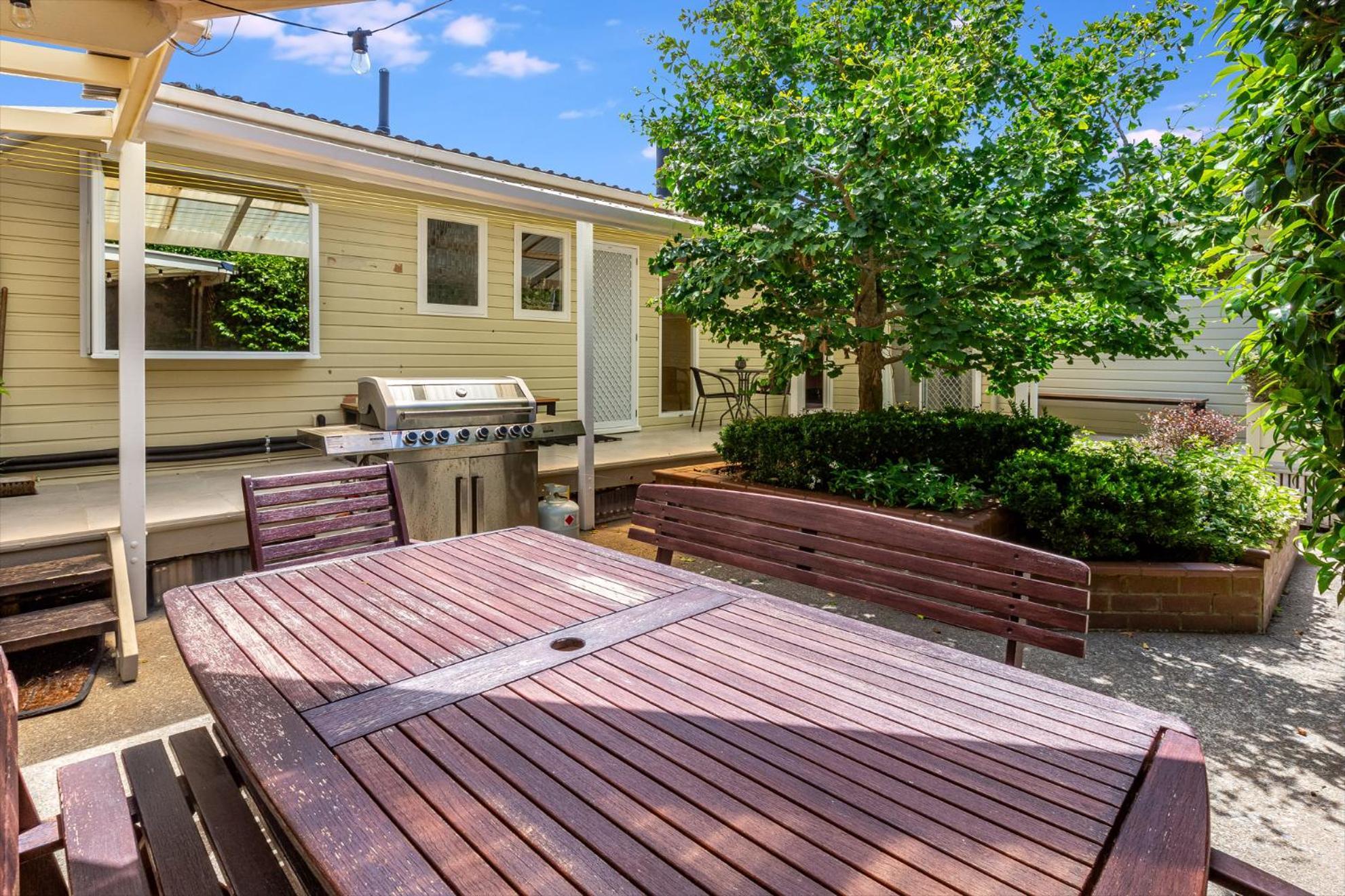 Retro 4 Bedroom Home, Warm And Welcoming, Quiet Location Porirua Dış mekan fotoğraf